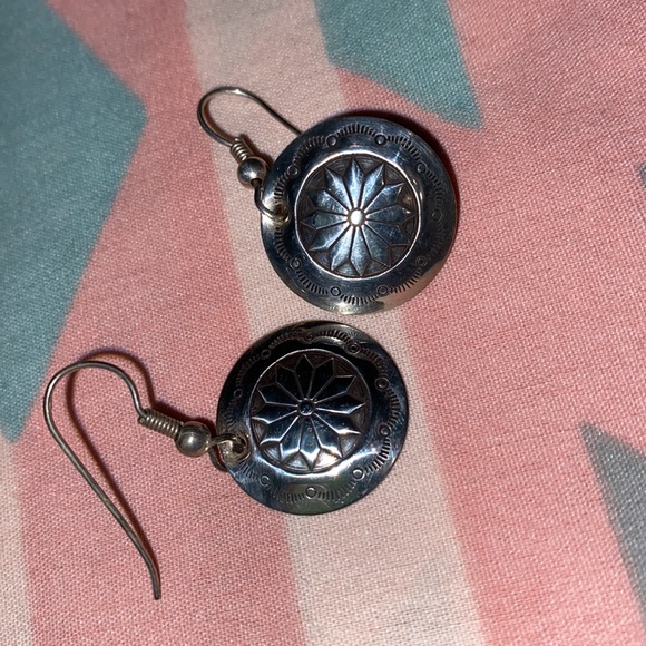 Silver stamped Native American inspired earrings - Picture 2 of 3